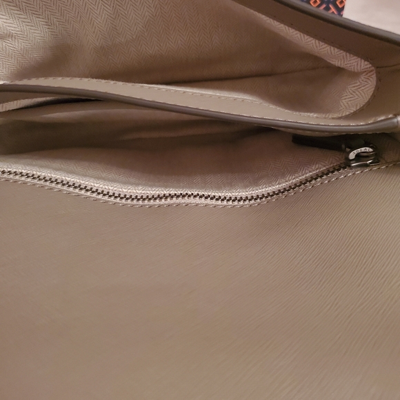 #002.249 NEW! TORY BURCH Tory Burch Emerson Crossbody Shoulder Bag - Picture 10 of 15